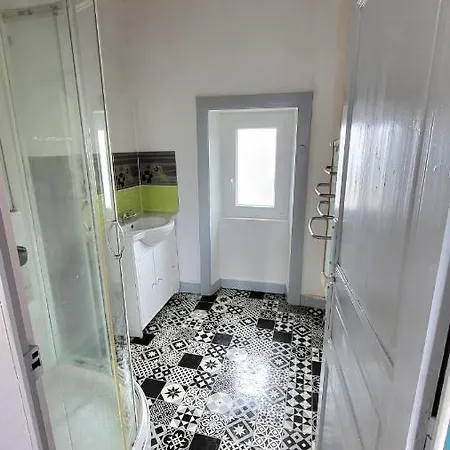 De La Fontaine Hébergement de vacances *